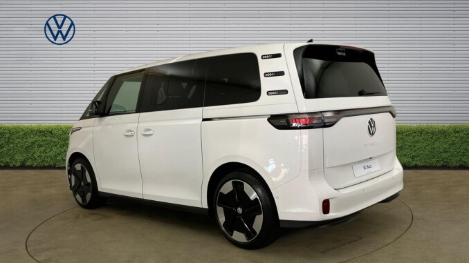 Volkswagen ID. Buzz 210kW Style Pro 79kWh 5dr Auto [Design+] Electric Estate - Image 3